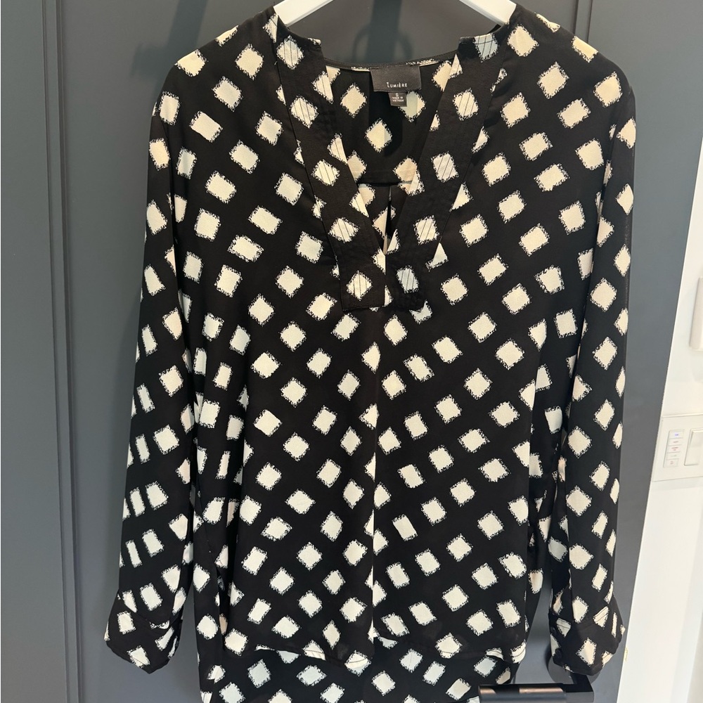Lumiere size S loose tunic top